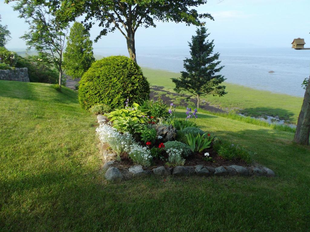 Motel Cap Blanc Камураска Екстериор снимка